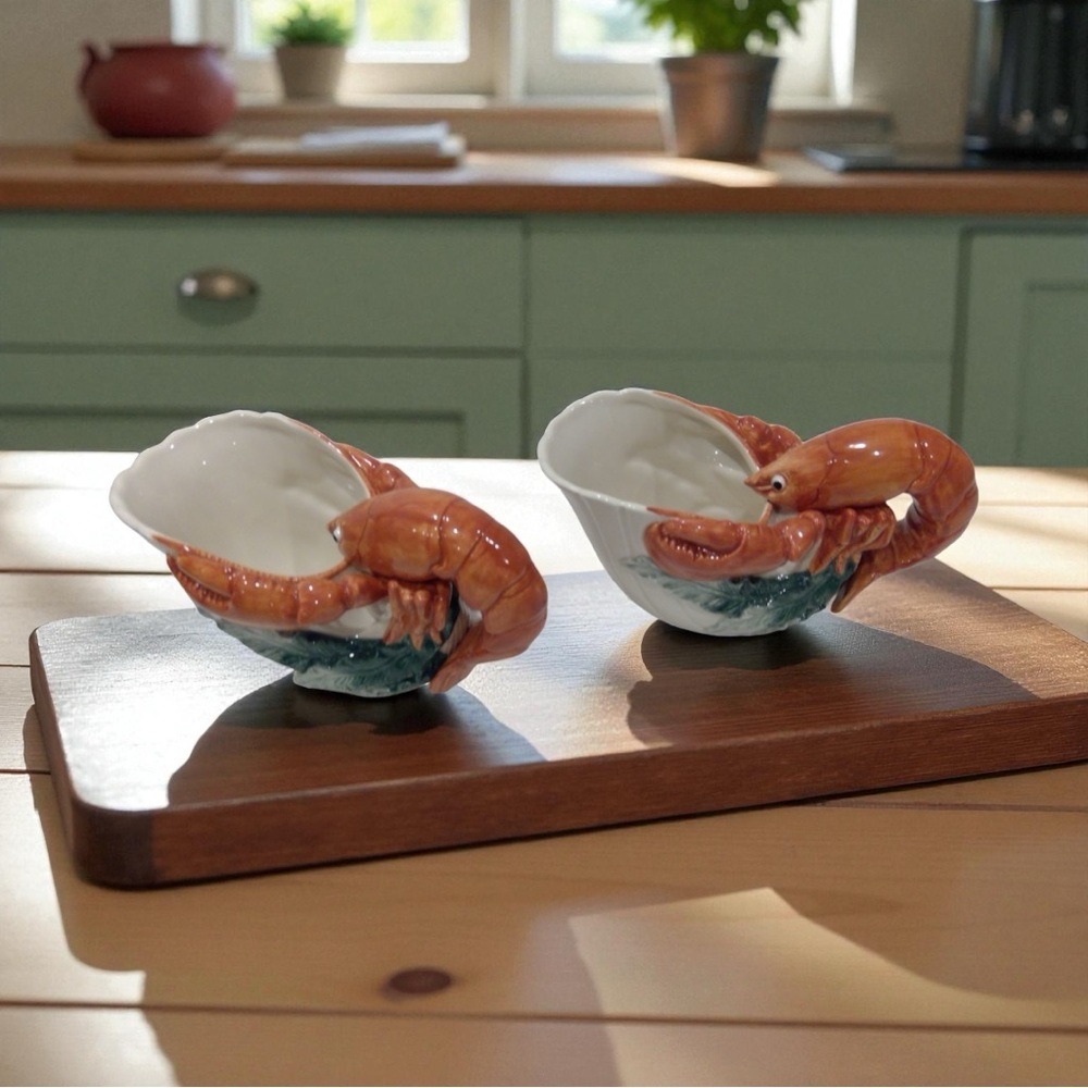 Fitz and Floyd Ceramic Lobster Pitcher Set. Set of 2